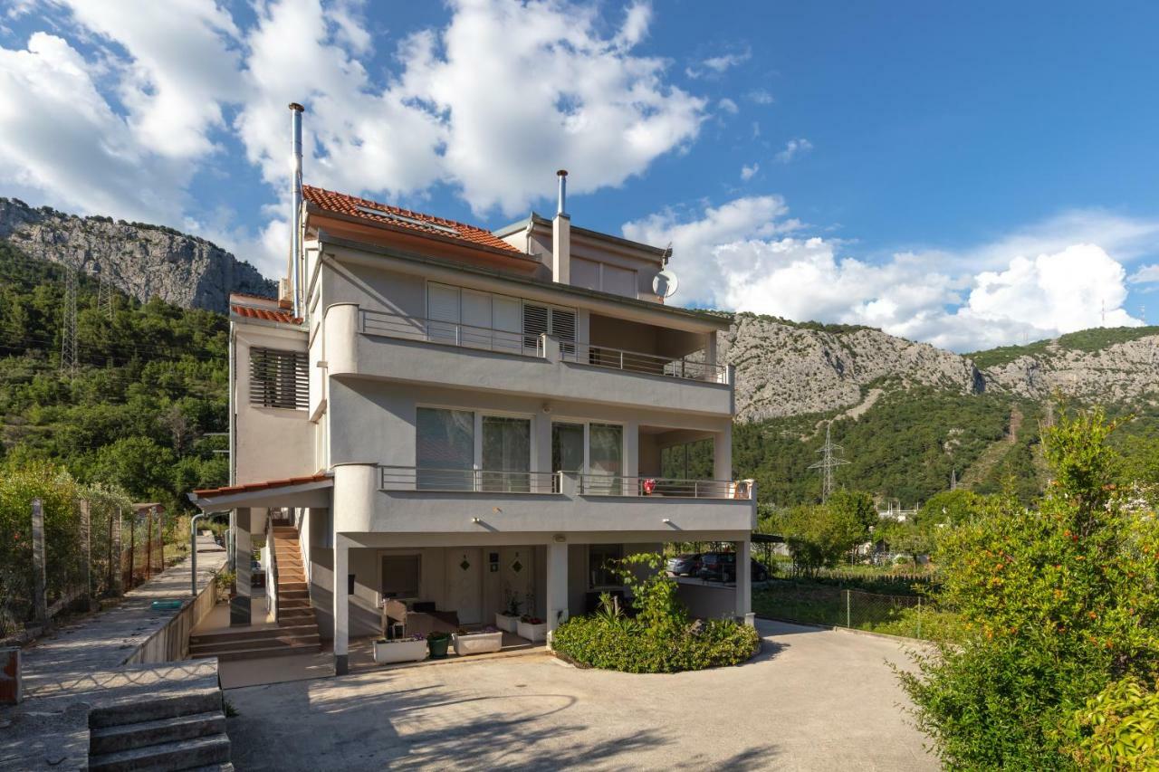 Apartments Bubalo Omiš Eksteriør billede