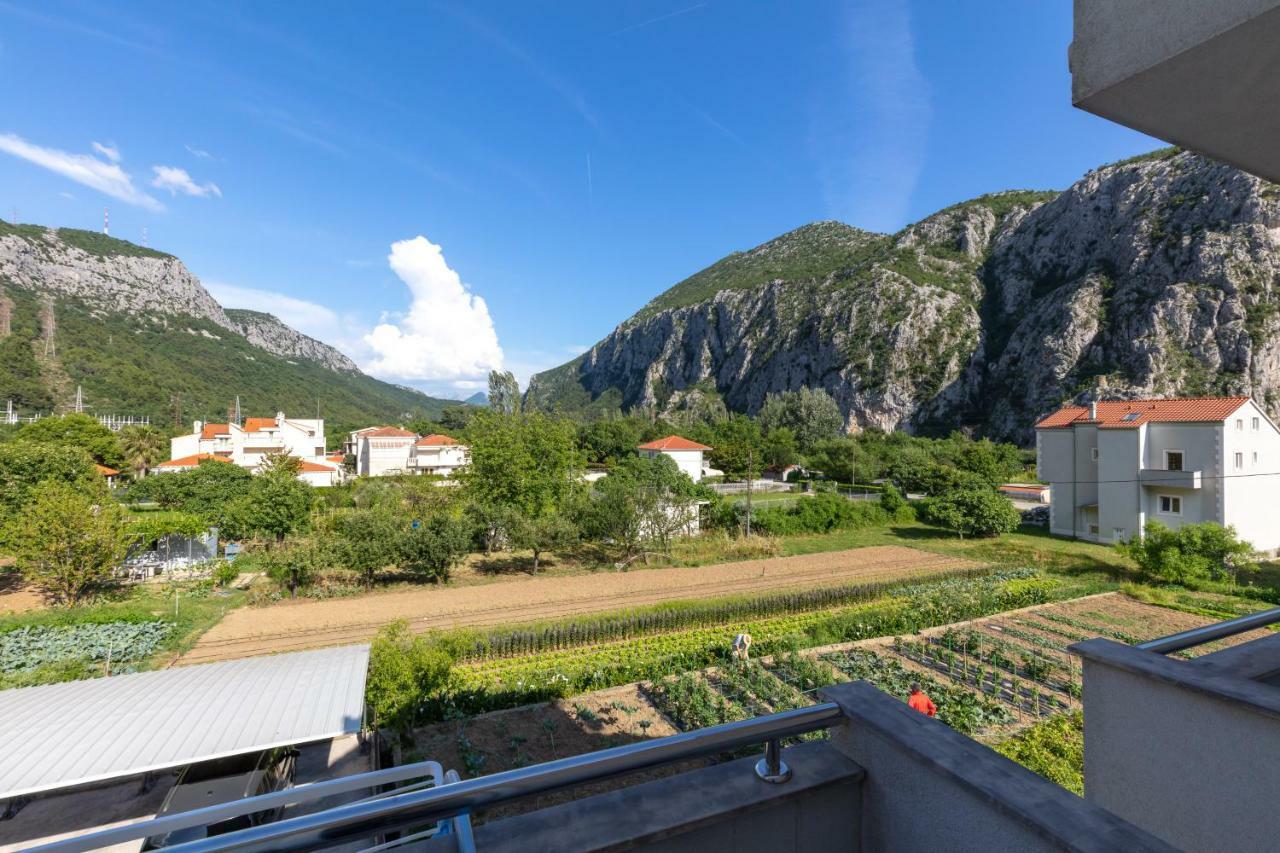 Apartments Bubalo Omiš Eksteriør billede