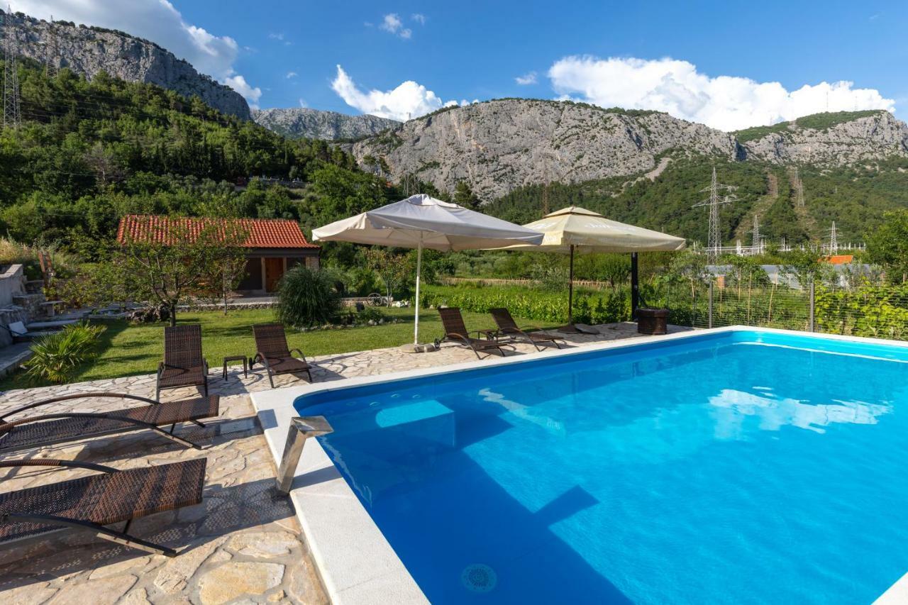 Apartments Bubalo Omiš Eksteriør billede