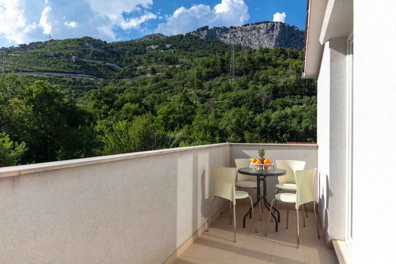 Apartments Bubalo Omiš Eksteriør billede